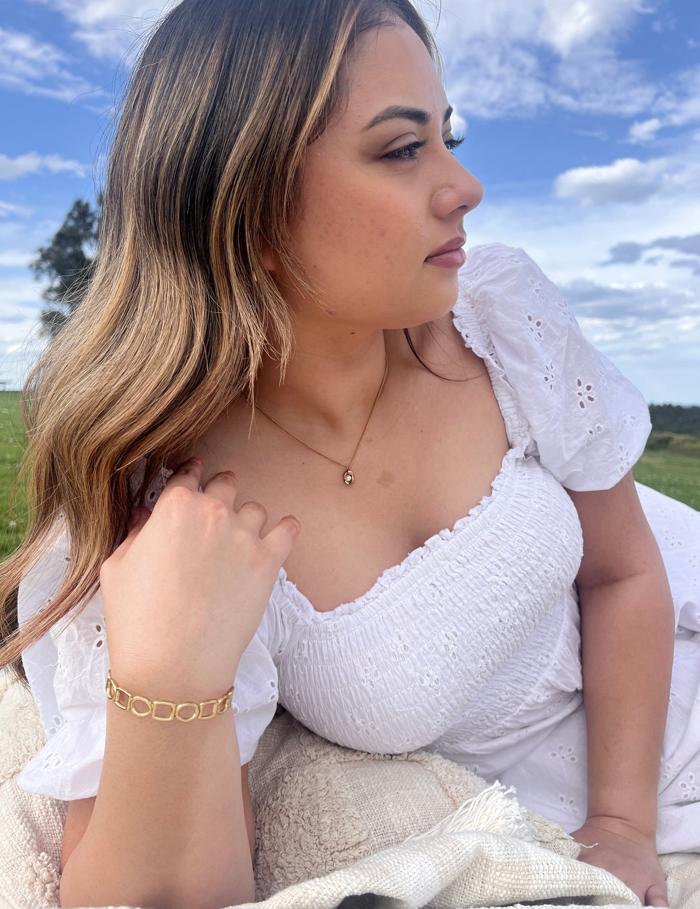 Aurora Pearl Necklace & Pendant