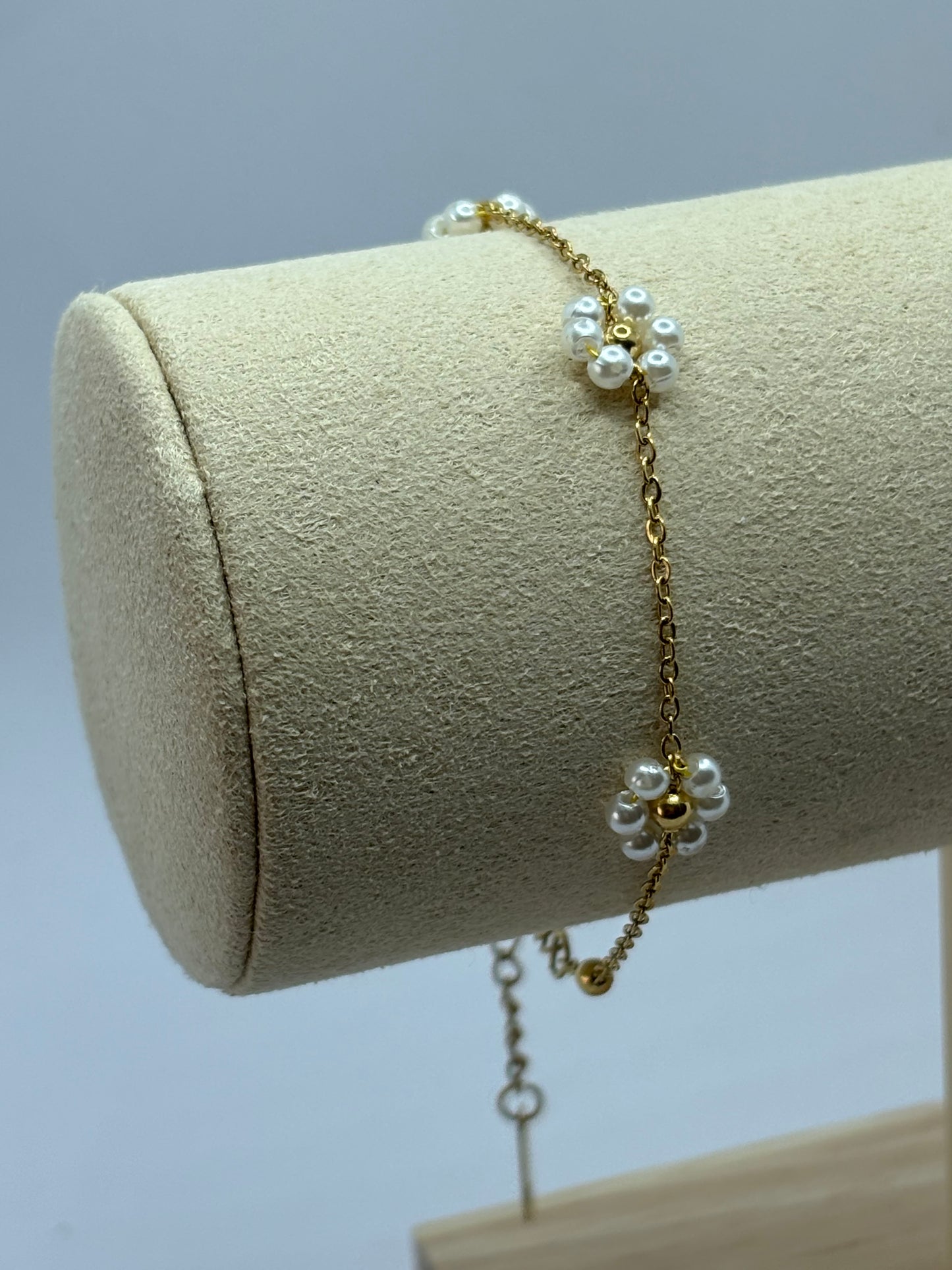 Daisy Gold Bracelet