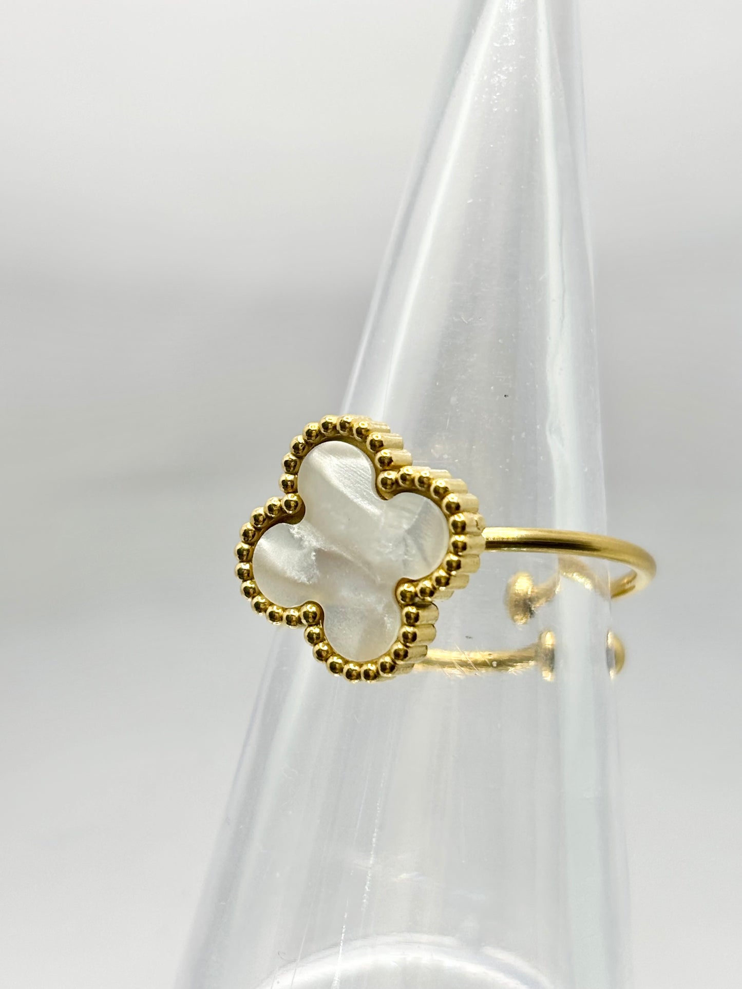 White clover ring