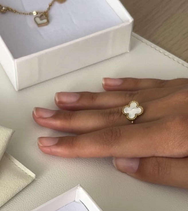 White clover ring