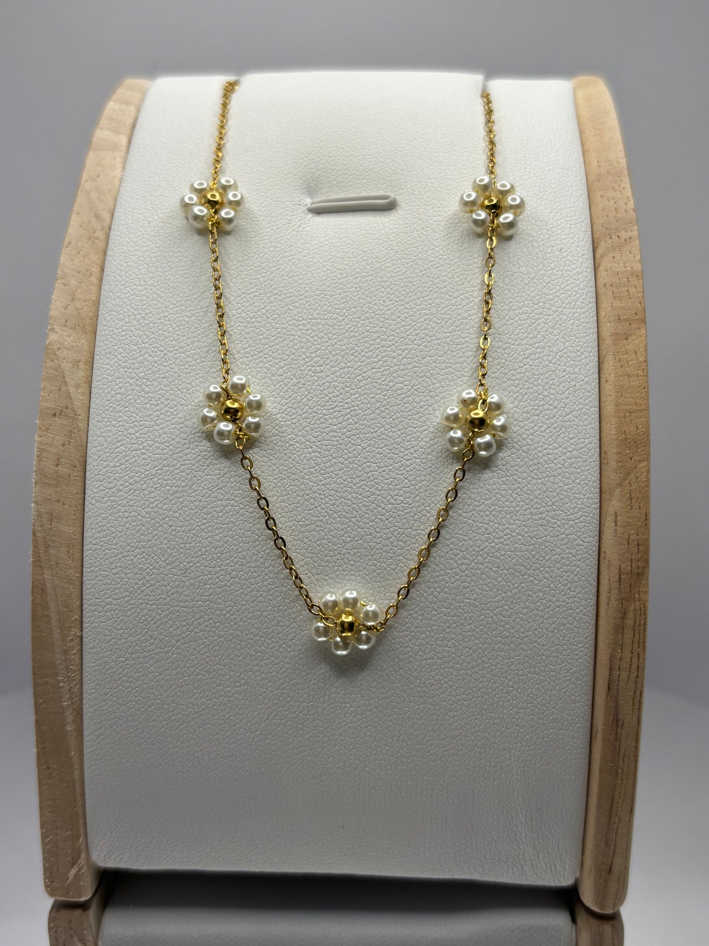 Daisy Gold Necklace