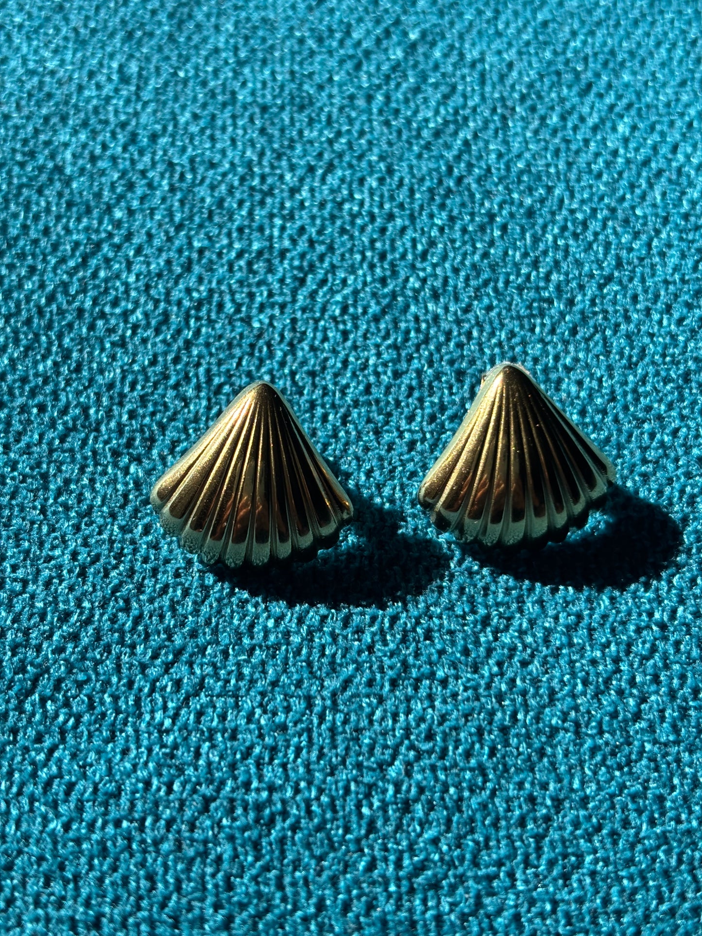 Marina Shell Gold Earrings