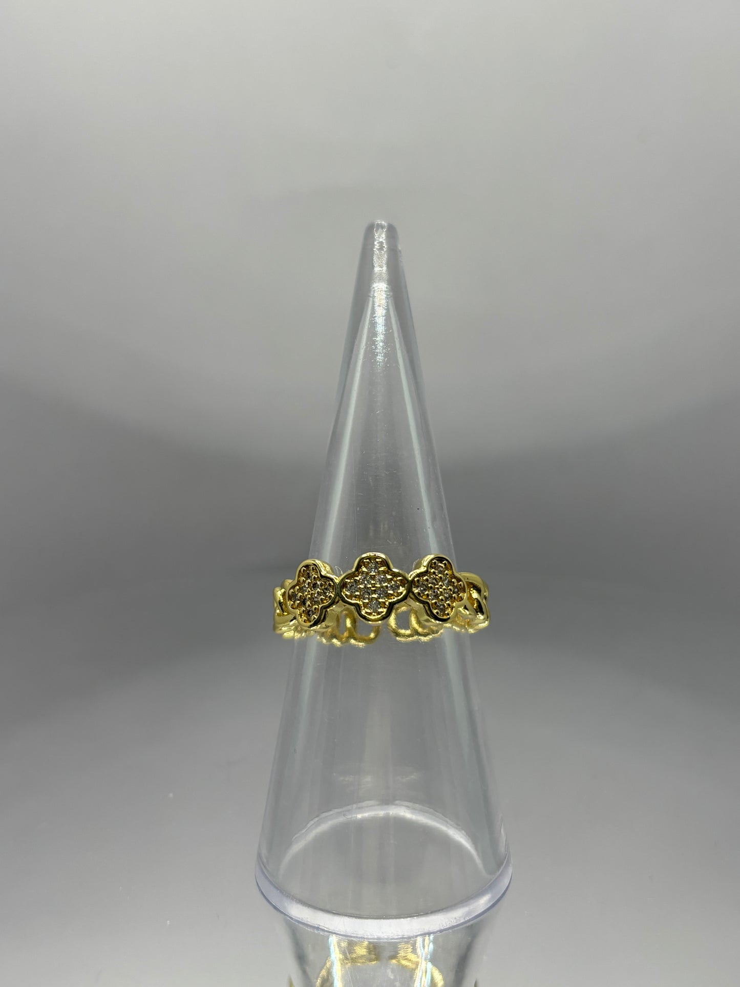 Diamanté Gold Clover Chain Ring