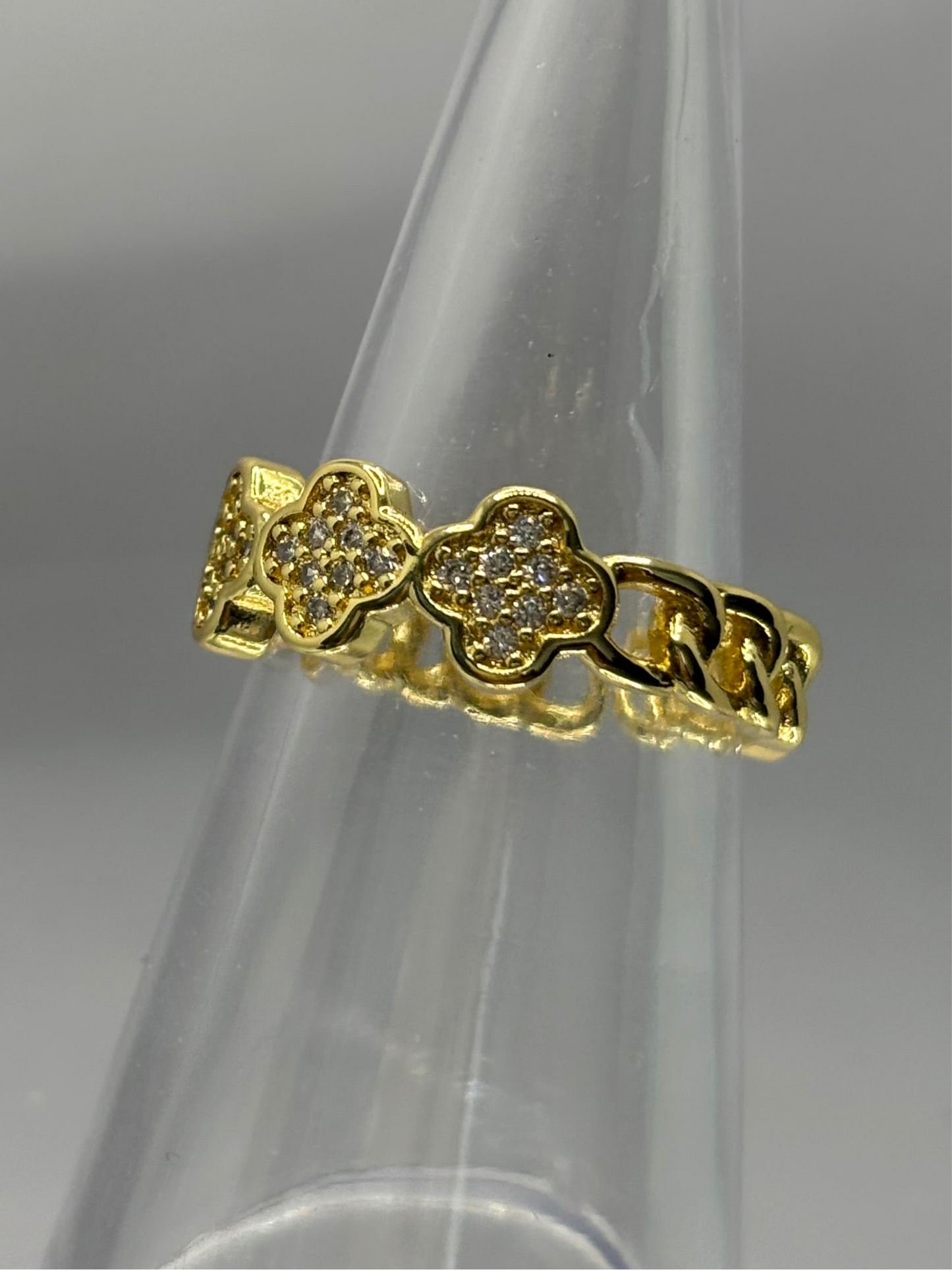 Diamanté Gold Clover Chain Ring